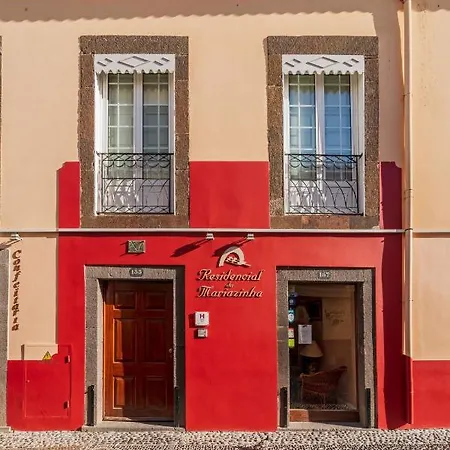 Residencial Mariazinha By Petit Πανσιόν